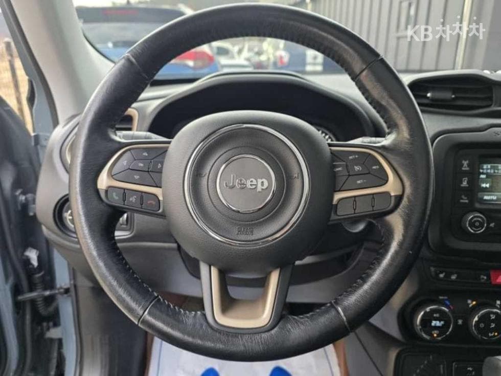 지프 레니게이드2.4 Longitude Стандартен - 8