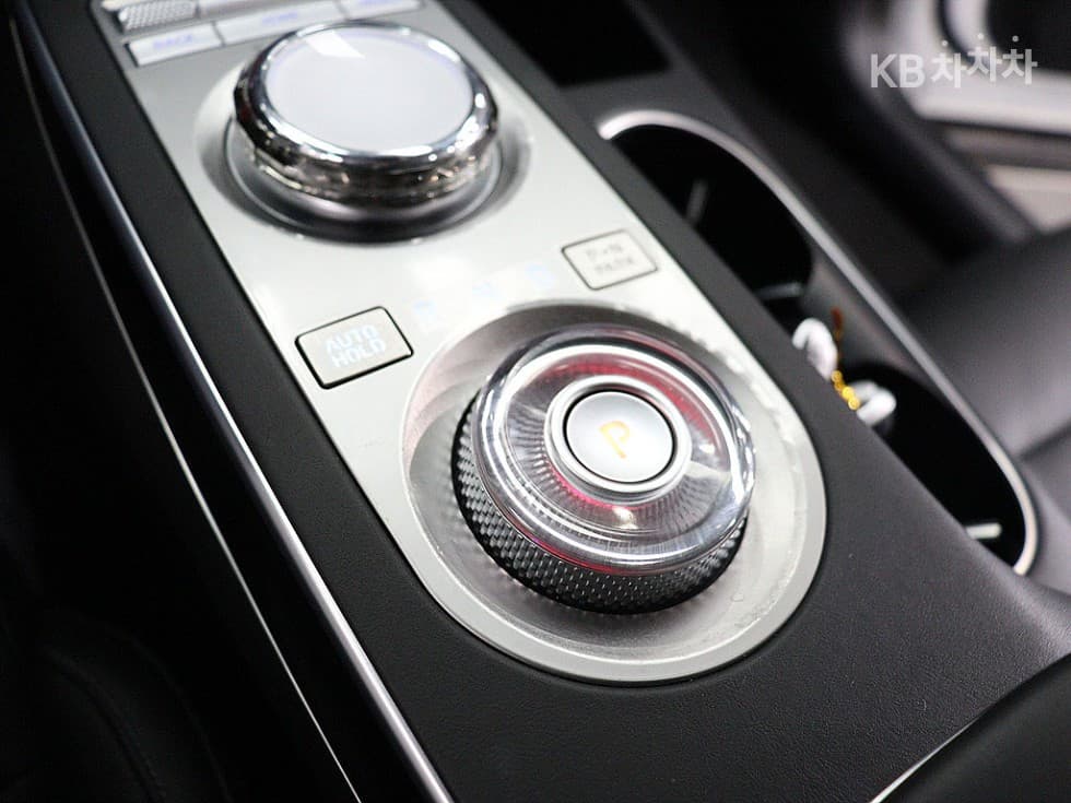 Genesis GV70Gasoline 2.5T 2WD - 8