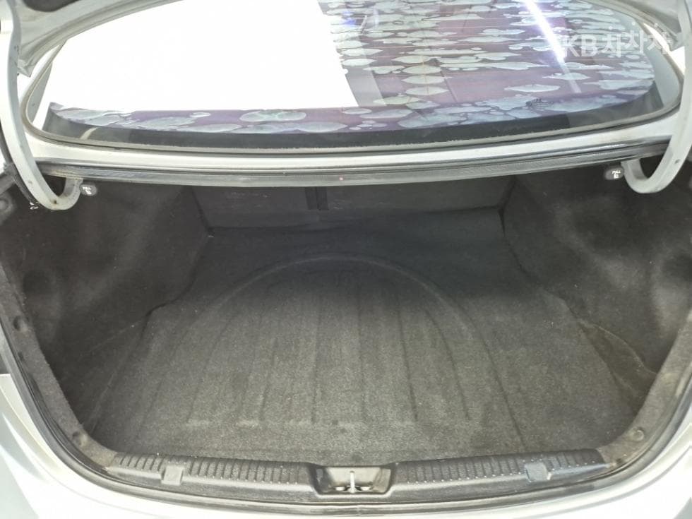 Хюндай Avante (Elantra)MDM16 GDi LUXURY - 17