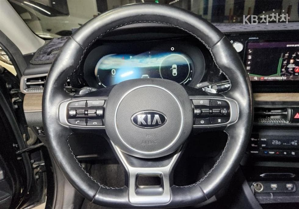 Kia K5 3rd Gen1.6 Gasoline Turbo Signature - 10