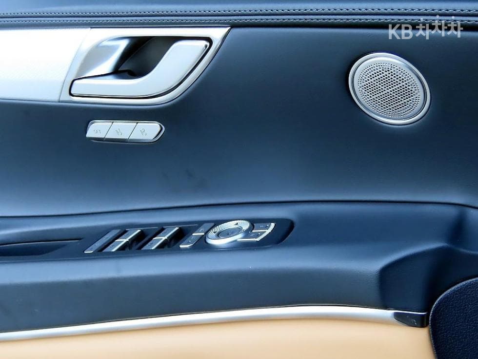 Genesis GV803.5 Turbo Gasoline AWD - 12