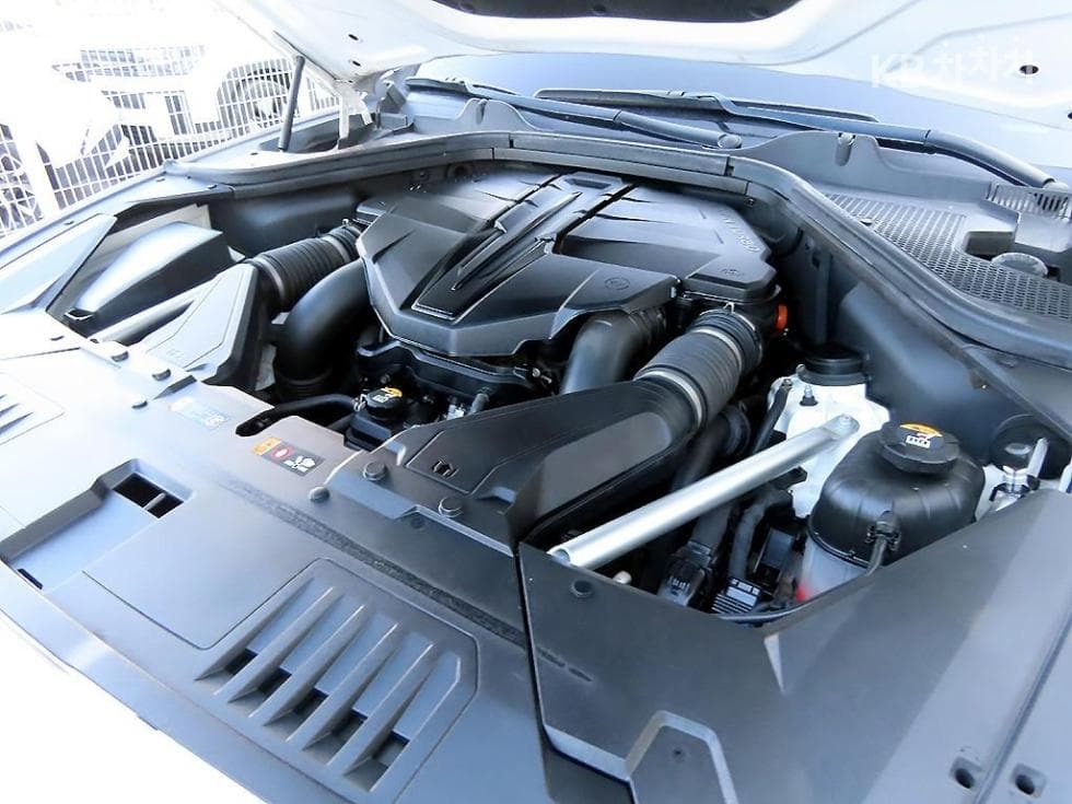 Genesis GV803.5 Turbo Gasoline AWD - 19