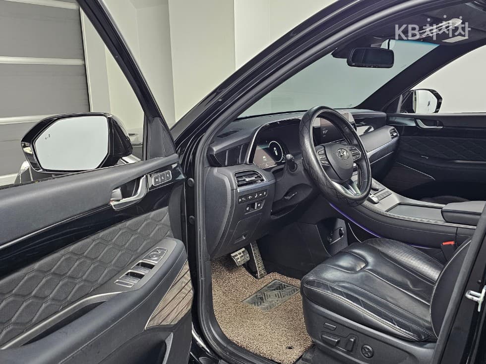 Хюндай Palisade3.8 Бензин 7-местен (Лимузин) AWD VIP - 11