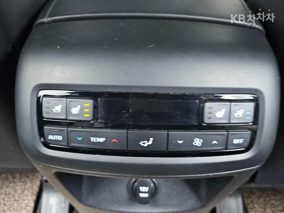 Хюндай Palisade3.8 Бензин 7-местен (Лимузин) AWD VIP - 16