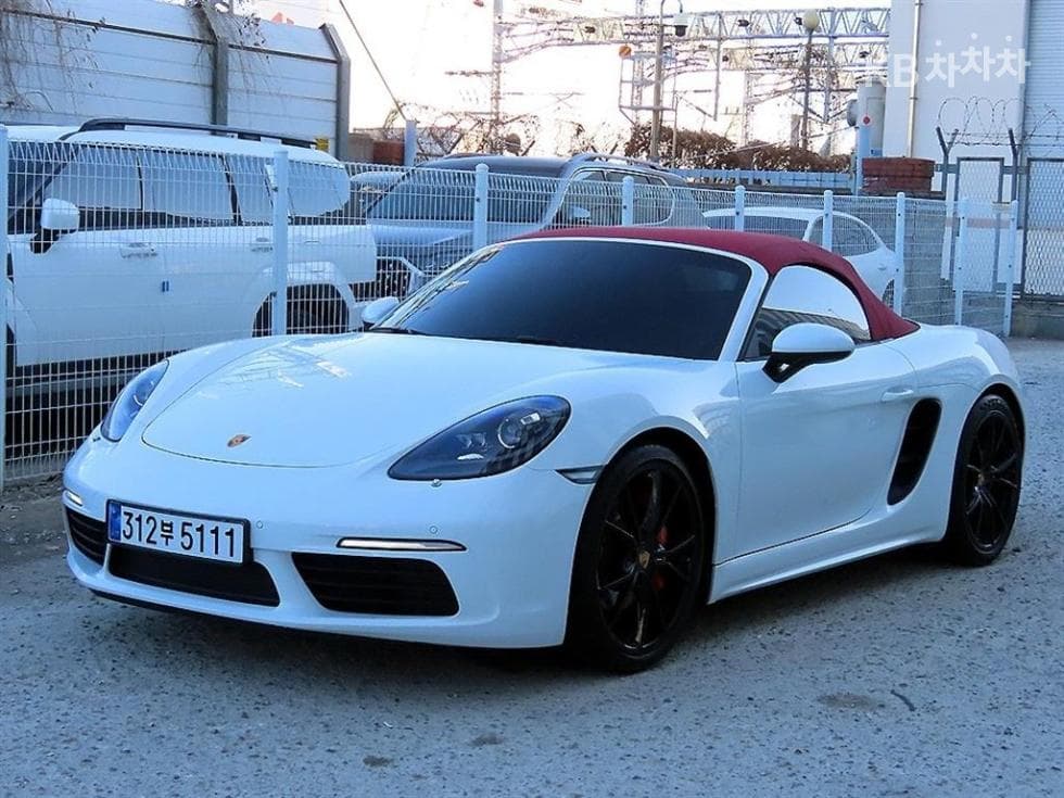 Porsche 718 박스터 2.5 S - Image 1