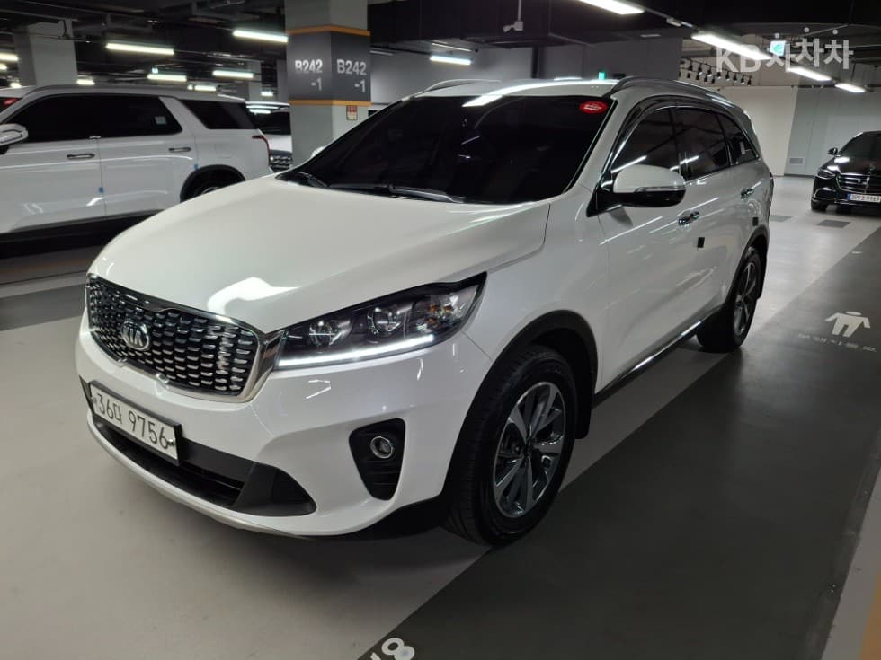 Киа The New (фейслифт) Sorento 2.2 Дизел 2WD Престиж - Image 1