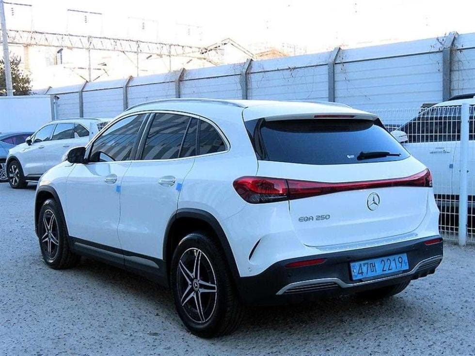 Mercedes-Benz EQA (H243)EQA 250 AMG Line - 3