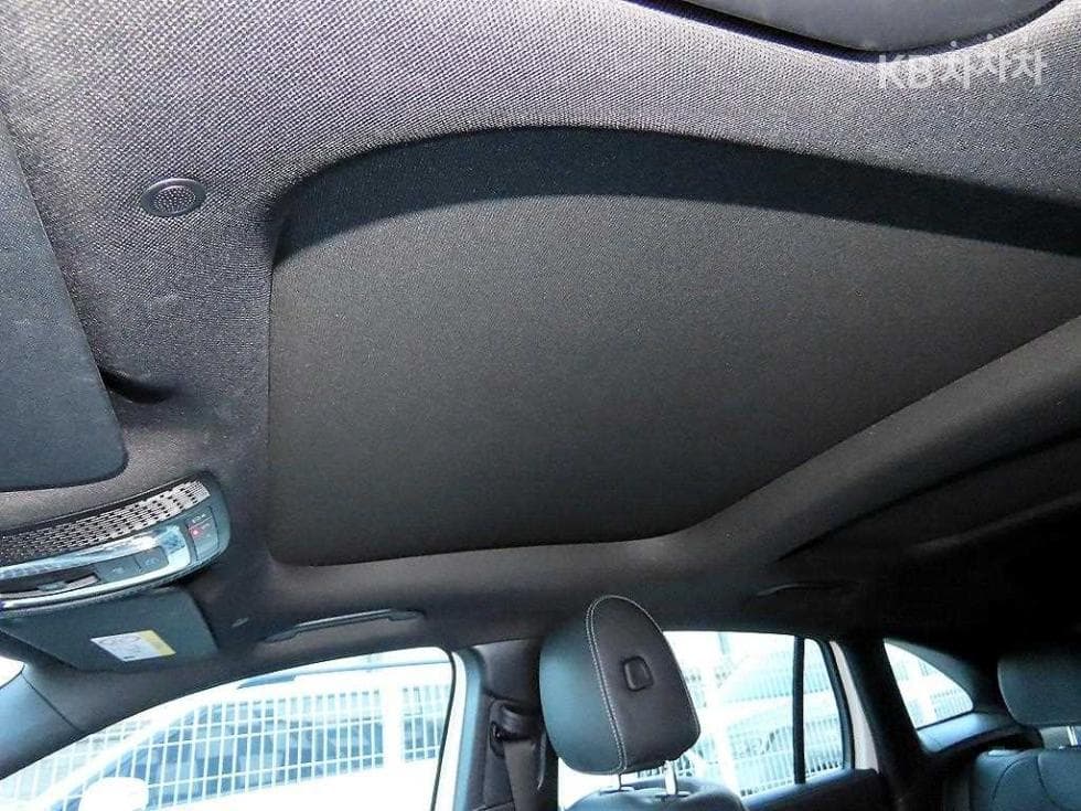 Mercedes-Benz EQA (H243)EQA 250 AMG Line - 16