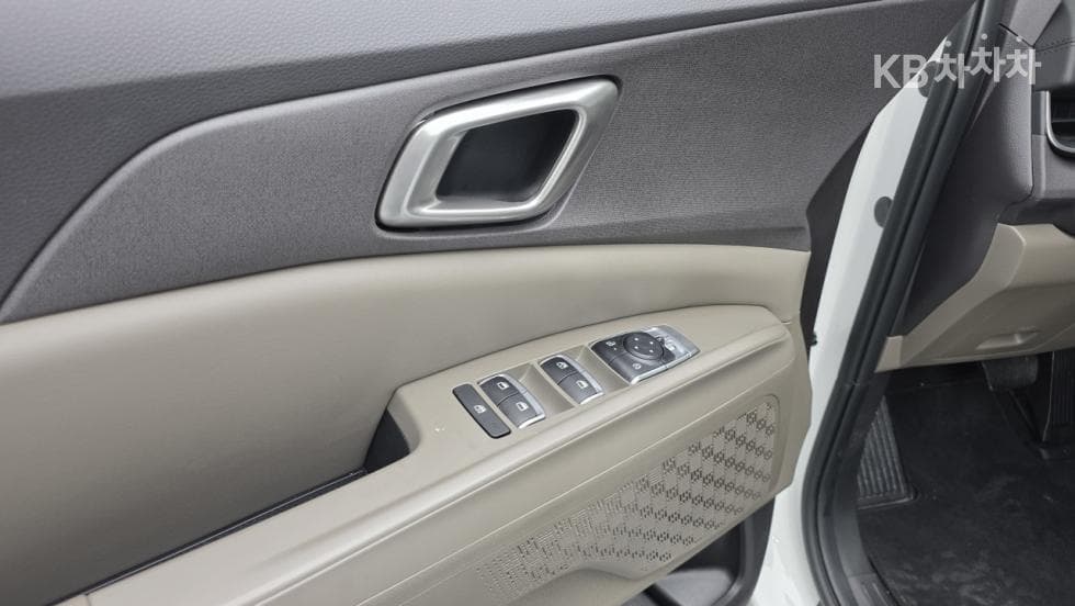 Киа The New (фейслифт) Канивал 4-то поколениеD2.2 9-местен Престиж - 15