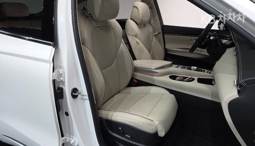 Дженезис GV70Бензин 2.5T AWD - 10