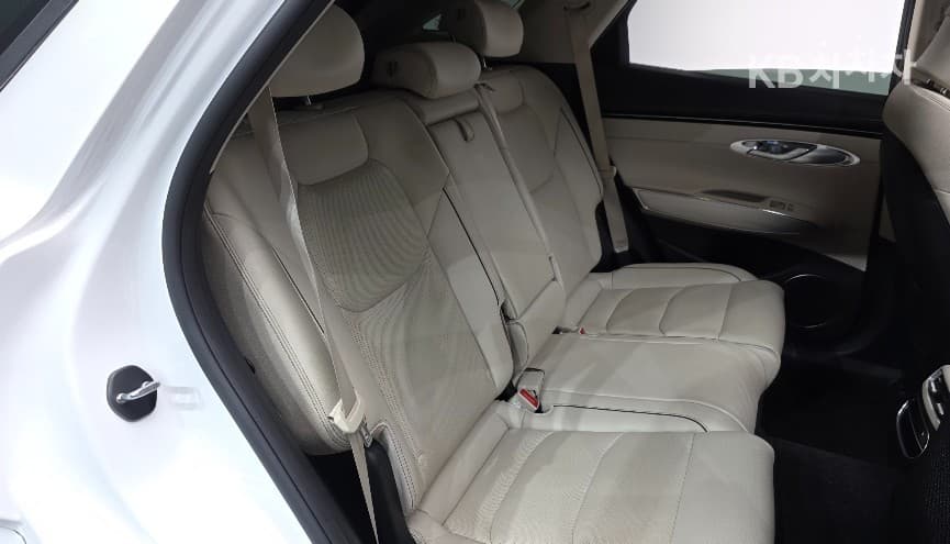 Дженезис GV70Бензин 2.5T AWD - 12