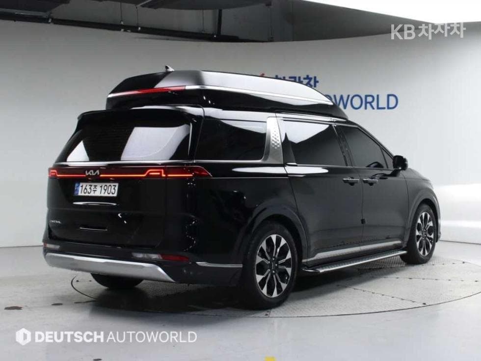 Киа Канивал 4-то поколениеВисок Лимузин (Канивал) D2.2 7-местен (Лимузин) Signature - 2