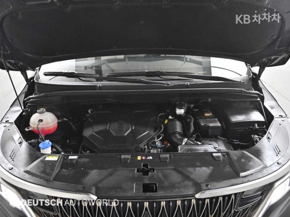 Киа Канивал 4-то поколениеВисок Лимузин (Канивал) D2.2 7-местен (Лимузин) Signature - 6