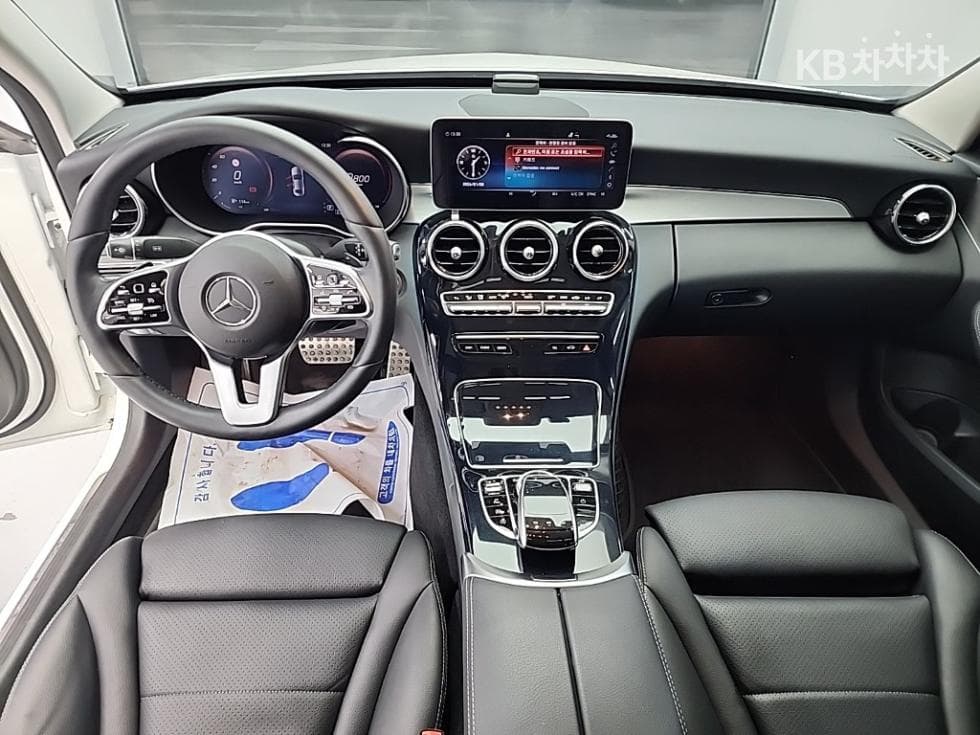 Mercedes-Benz The New (фейслифт) C-КласC200 Avantgarde W205 - 7