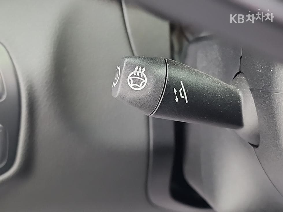 Mercedes-Benz The New (фейслифт) C-КласC200 Avantgarde W205 - 17