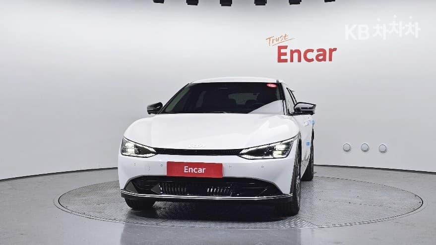 Киа EV6롱 레Местен지 4x4 어스 - 3