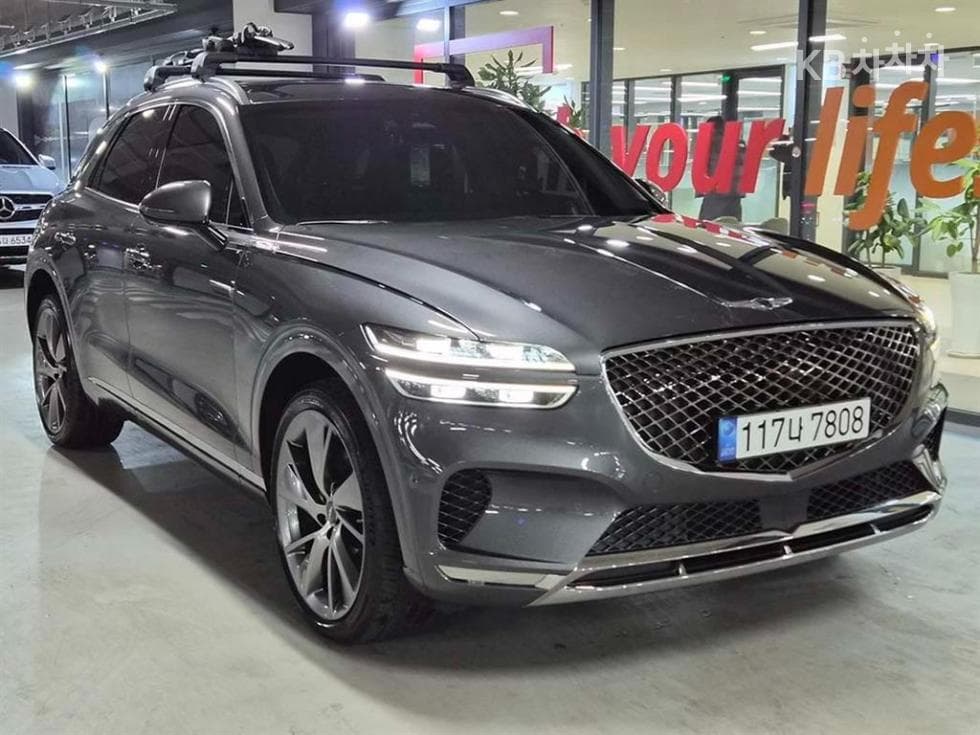 Genesis GV70 Gasoline 2.5T AWD - Image 1