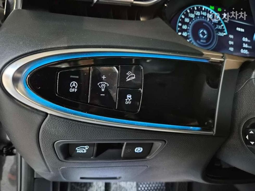 Genesis GV70Gasoline 2.5T AWD - 12