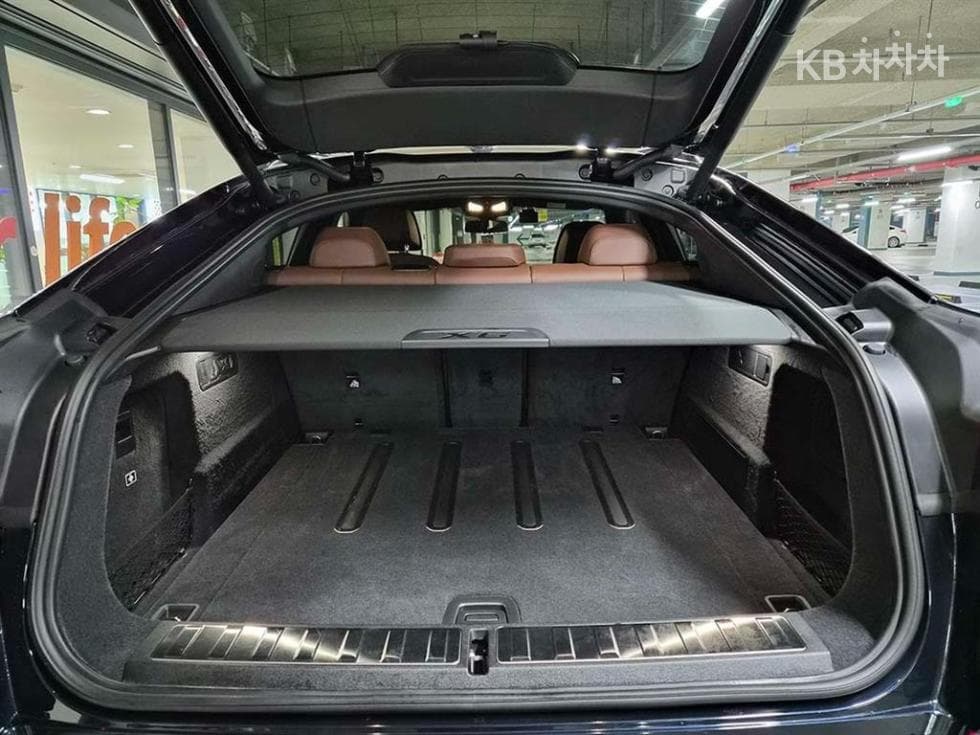 BMW X6(G06)xDrive 30d M Sport - 18