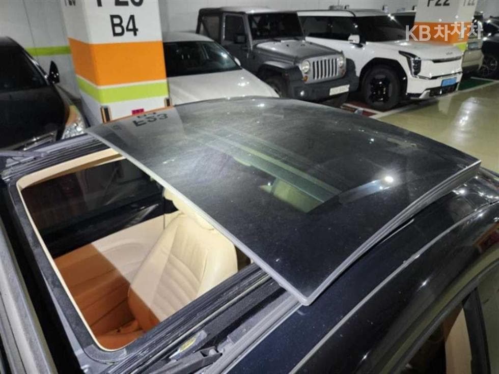 Volkswagen The Beetle2.0 Turbo Diesel Injection Premium 3rd Gen - 3