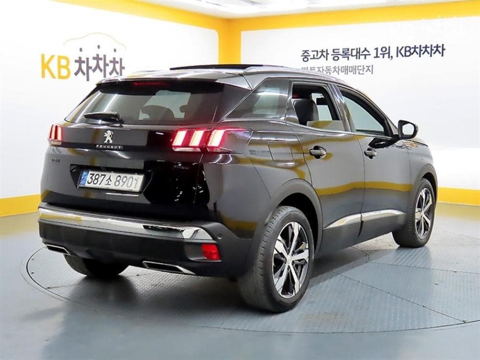 Peugeot 3008 Second generation1.6 BlueHDi Allure - 4
