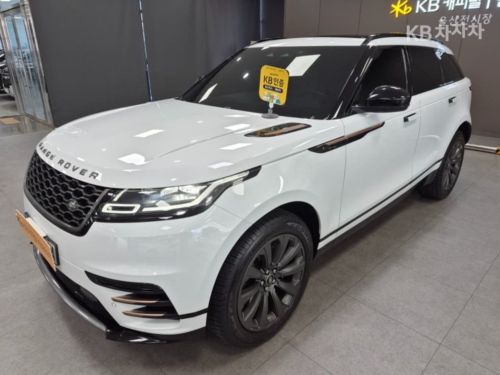 Land Rover Range Rover 벨라 P250 R-Dynamic SE - Image 1