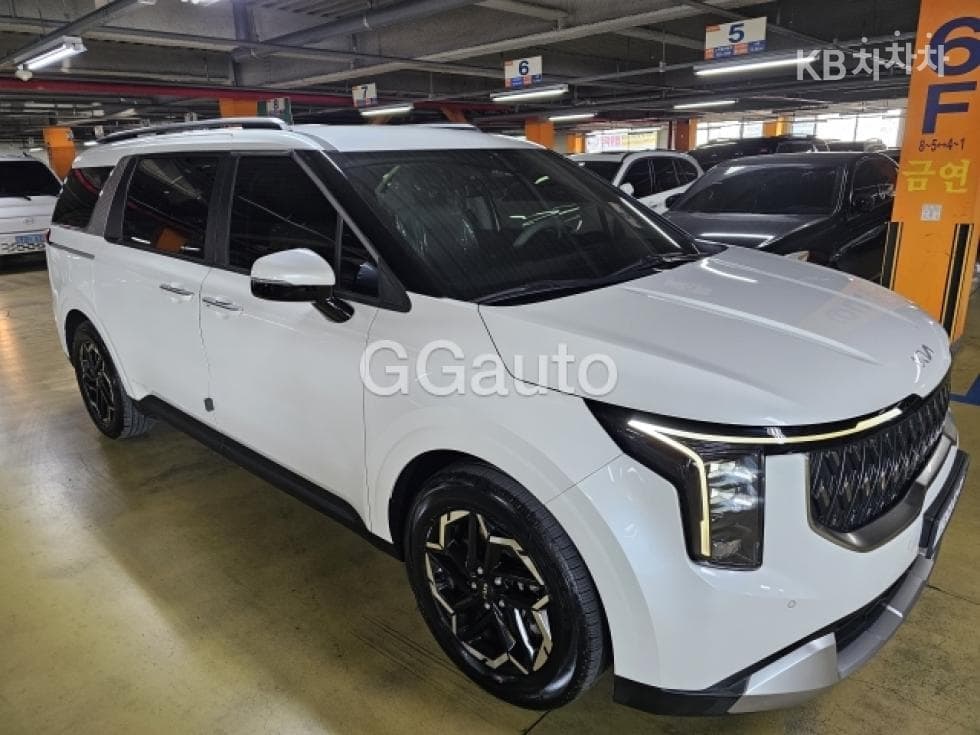 Киа The New (фейслифт) Канивал 4-то поколение D2.2 9-местен Престиж - Image 1