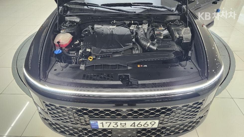 Hyundai The All New Grandeur (Azera)3.5 Gasoline AWD Calligraphy - 9