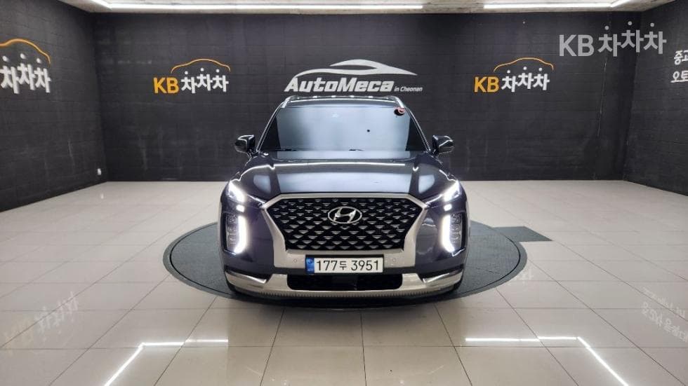 Hyundai Palisade 2.2 Diesel 7-seater (Limousine) Calligraphy - Image 1