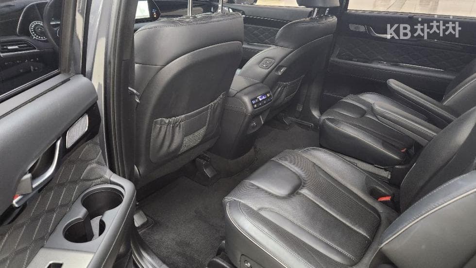 Хюндай Palisade2.2 Дизел 7-местен (Лимузин) Calligraphy - 14