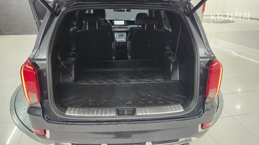 Хюндай Palisade2.2 Дизел 7-местен (Лимузин) Calligraphy - 16