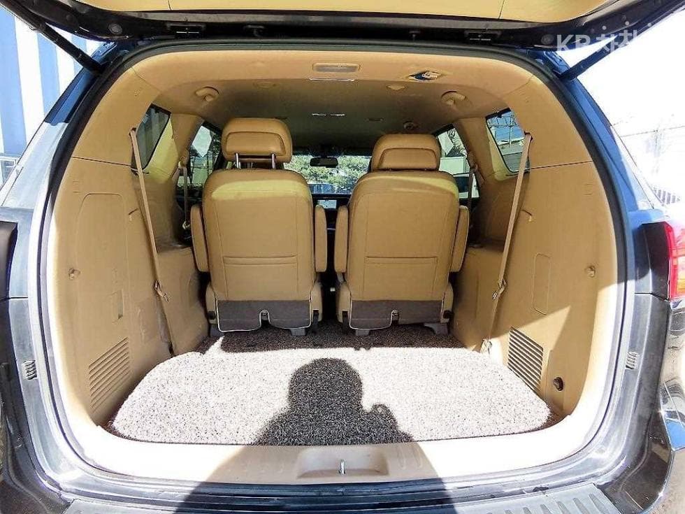 Киа All New Канивал7-местен (Лимузин) 2.2 Дизел Лимузин VIP - 17