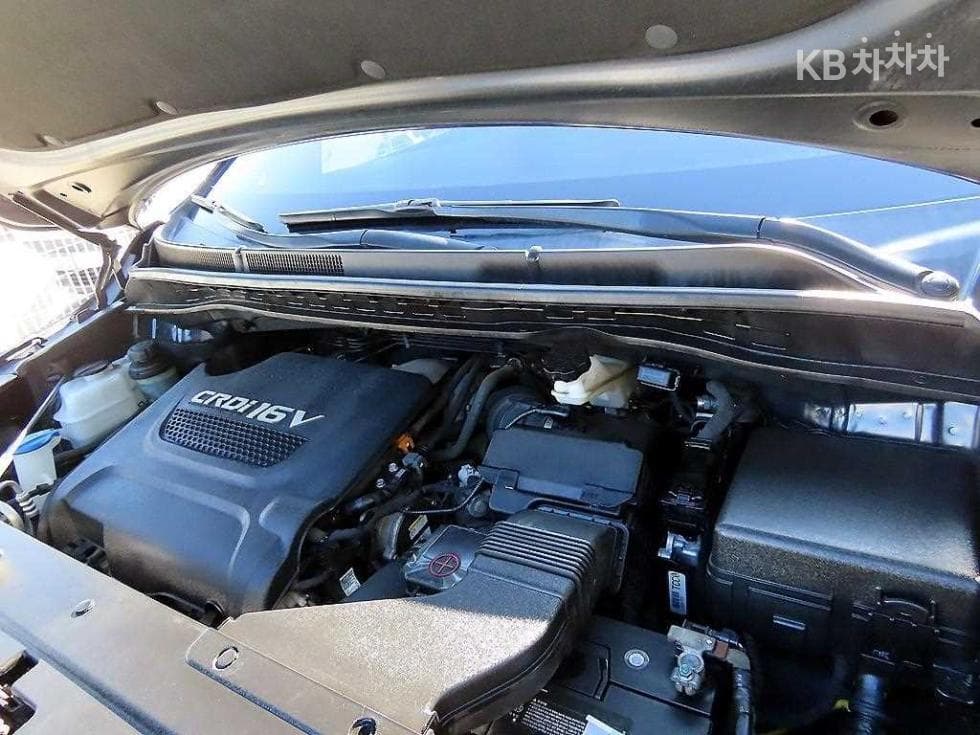 Киа All New Канивал7-местен (Лимузин) 2.2 Дизел Лимузин VIP - 19