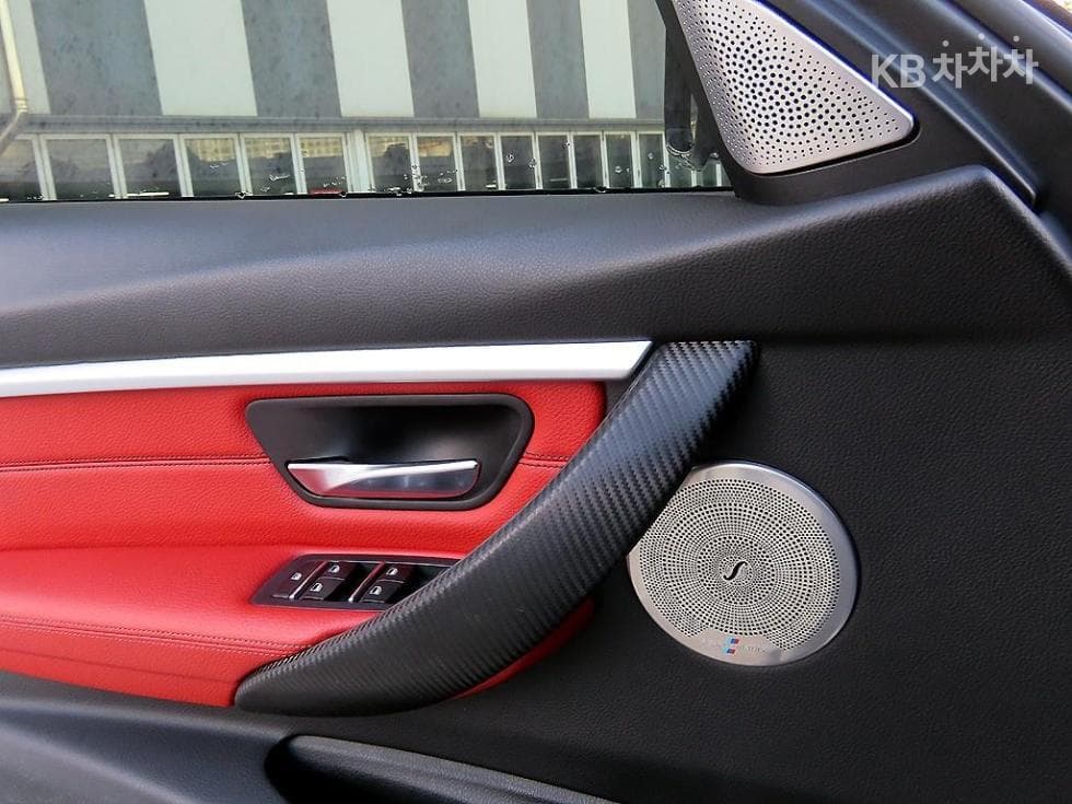 BMW Нов3 Серия330i F30 쉐도우 에디션 - 11