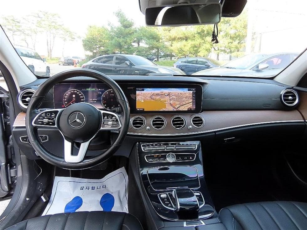 Mercedes-Benz E-Class (W213)E300e 4MATIC Exclusive - 7