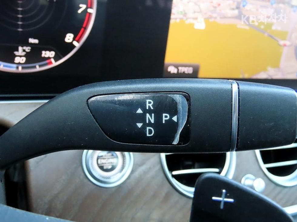 Mercedes-Benz E-Class (W213)E300e 4MATIC Exclusive - 11