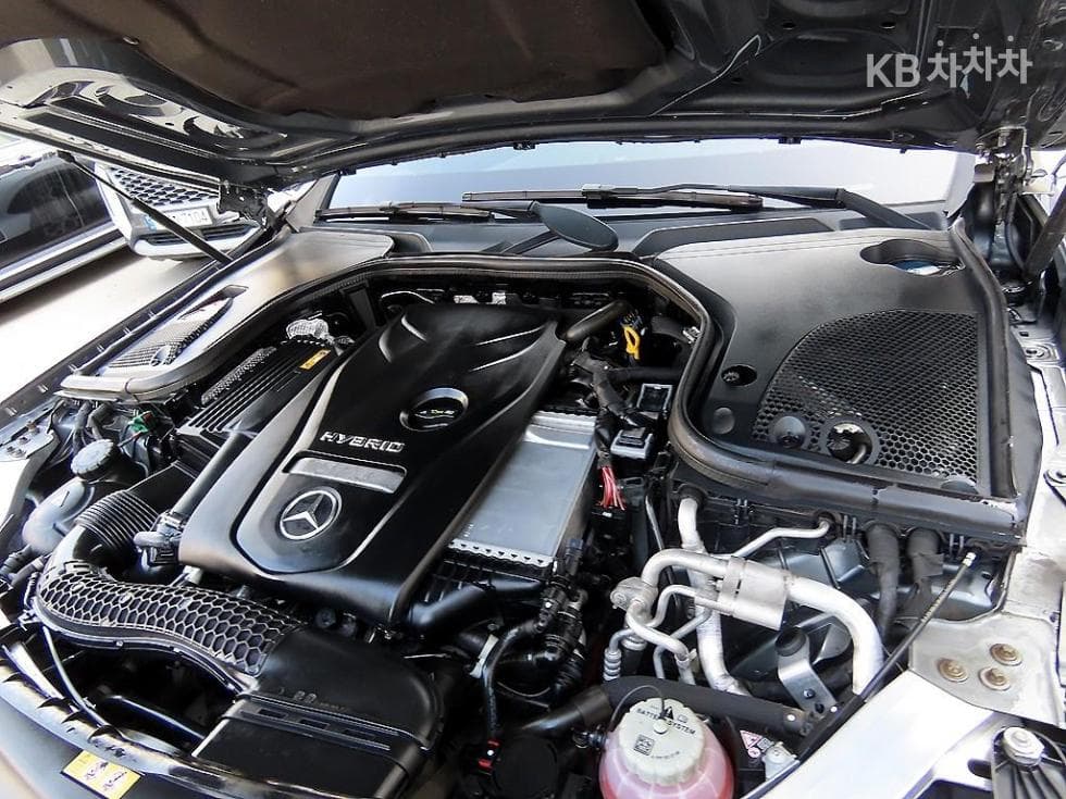 Mercedes-Benz E-Class (W213)E300e 4MATIC Exclusive - 19