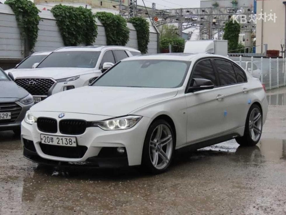 BMW Нов3 Серия 320d M퍼포먼스에디션 - Image 1
