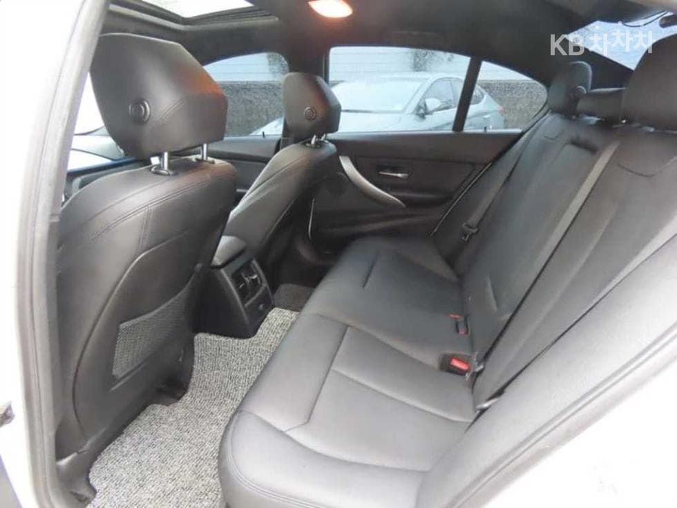 BMW Нов3 Серия320d M퍼포먼스에디션 - 7