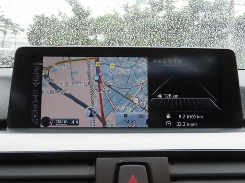 BMW Нов3 Серия320d M퍼포먼스에디션 - 13