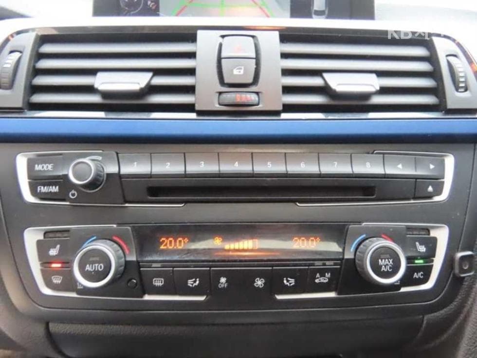 BMW Нов3 Серия320d M퍼포먼스에디션 - 15