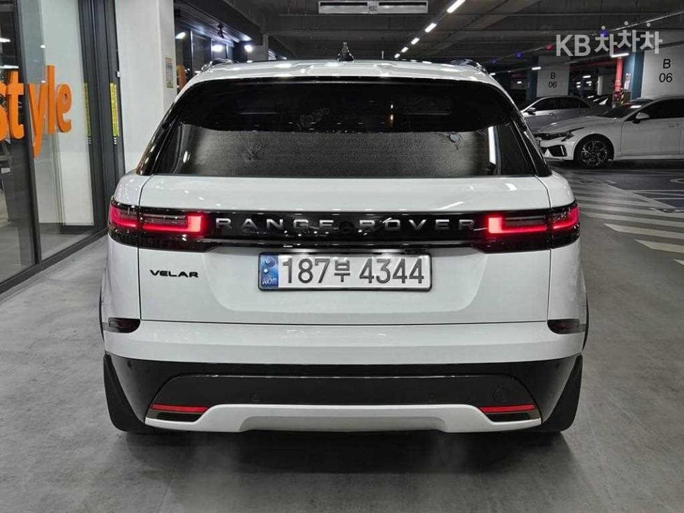 Land Rover Range Rover 벨라P400 Dynamic HSE - 5