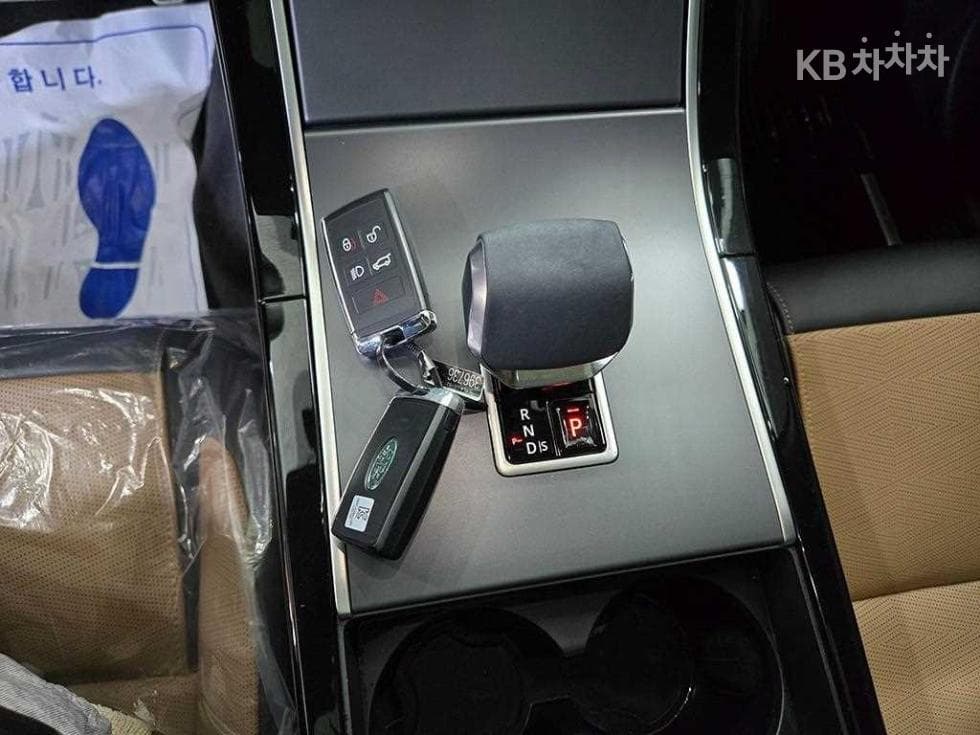 Land Rover Range Rover 벨라P400 Dynamic HSE - 12