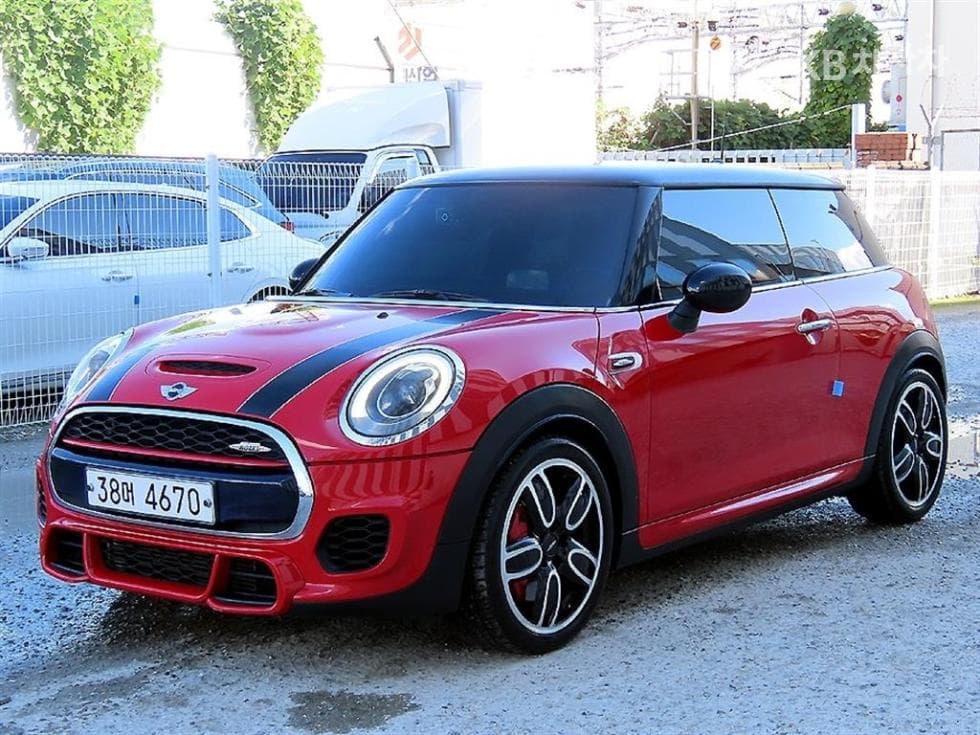 Mini Cooper 3도어 S 2.0 JCW Standard - Image 1