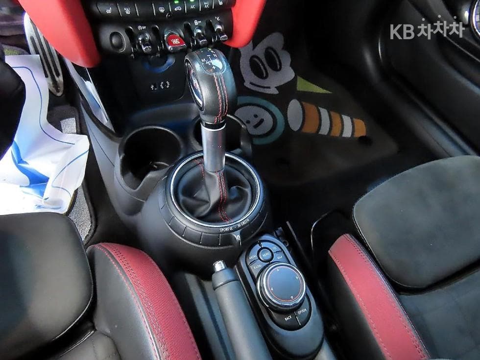 Mini Cooper 3도어S 2.0 JCW Standard - 11