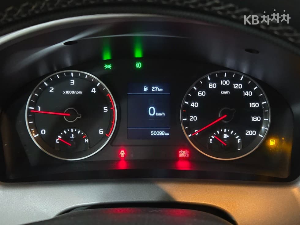 Киа The New (фейслифт) Бонго 3 (лек)파워게이트 1 тон 수직형(2단) Королевска кабина Удължено междуосие L - 9