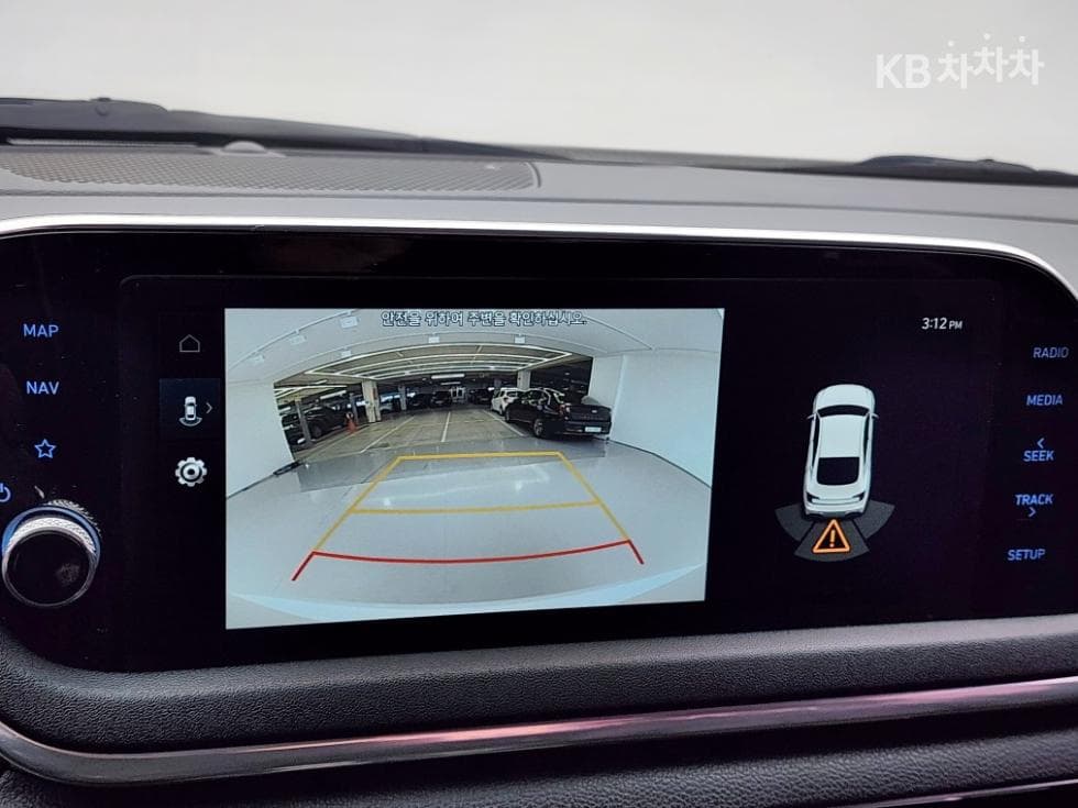 Хюндай Соната (DN8)2.0 Premium - 16