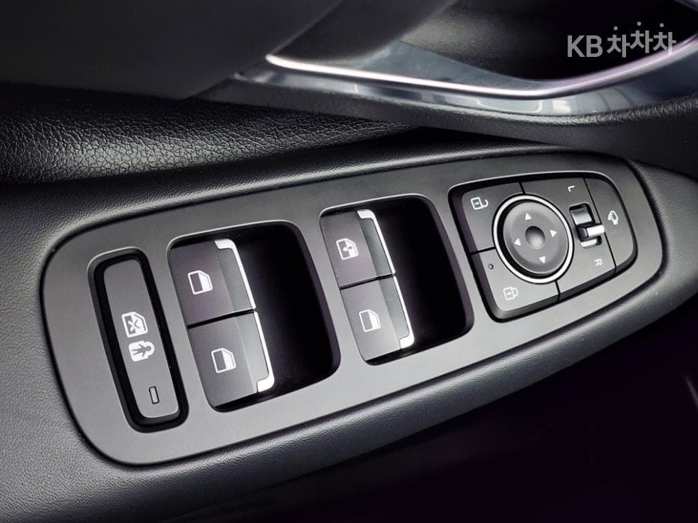 Хюндай Соната (DN8)2.0 Premium - 22