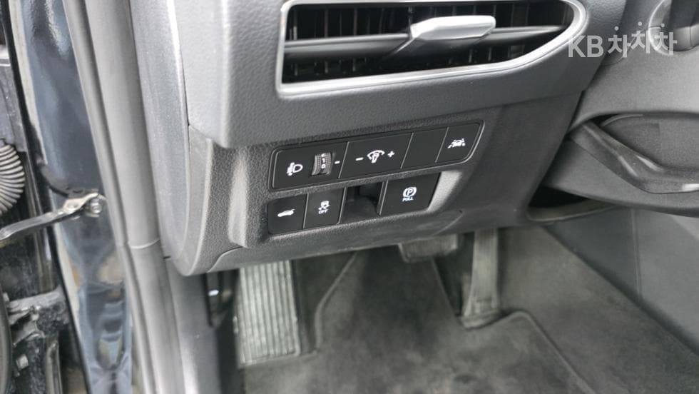 Хюндай Соната (DN8)2.0 LPG Рент-а-кар Смарт - 16