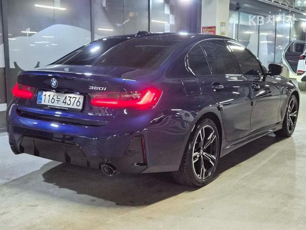 BMW 3 Series (G20)320i Standard - 4
